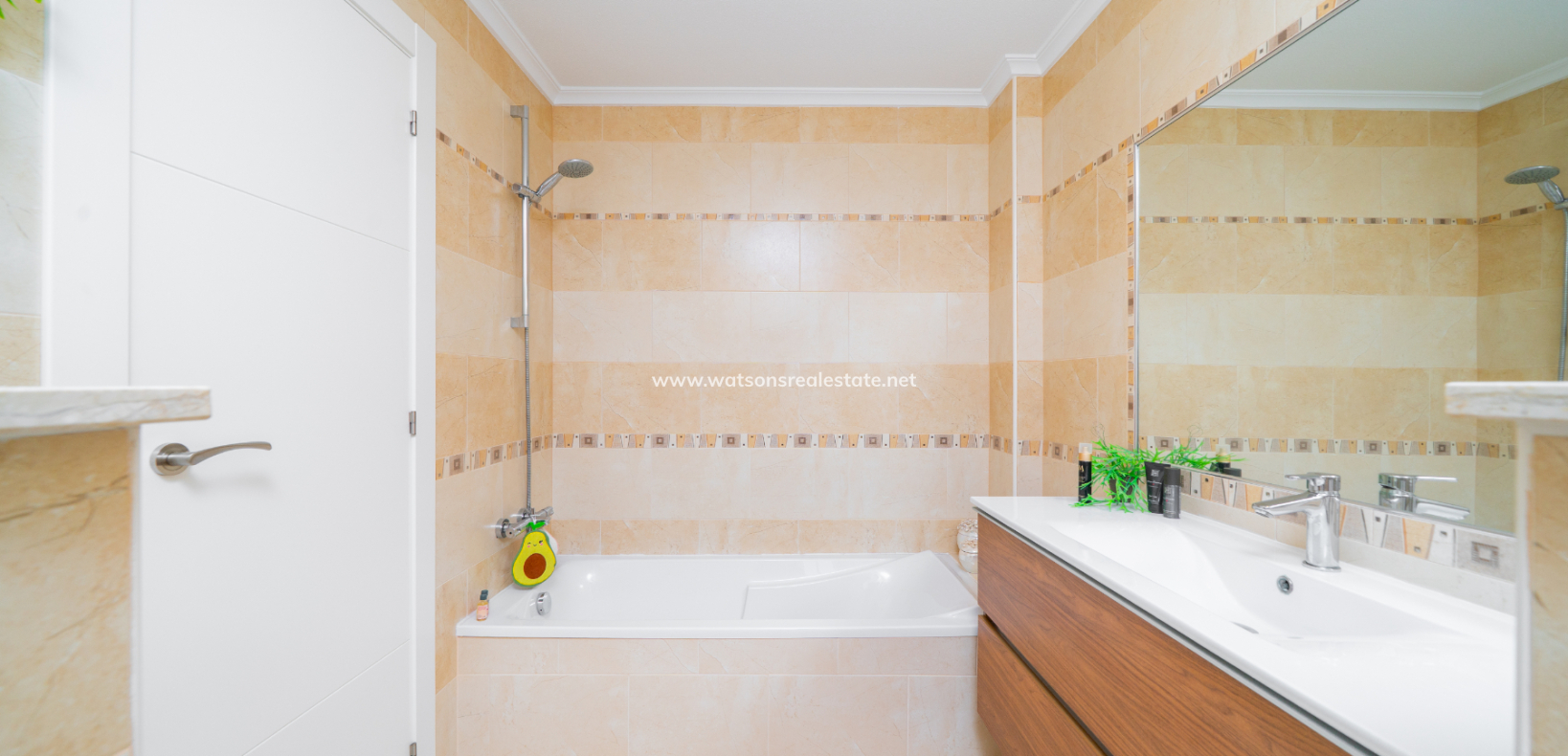 Resale - Detached - Urb. La Marina