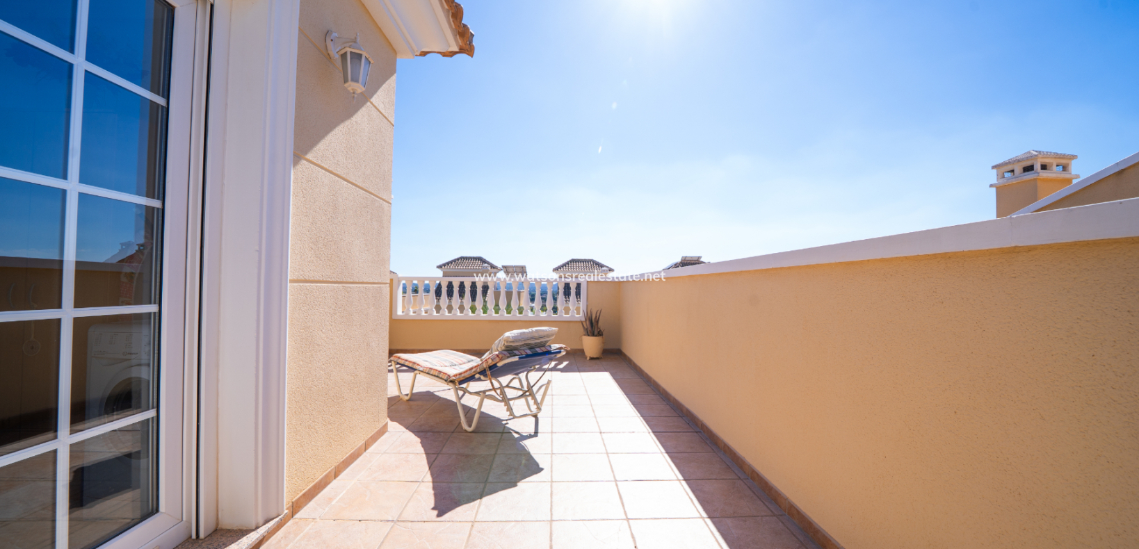 Resale - Detached - Urb. La Marina