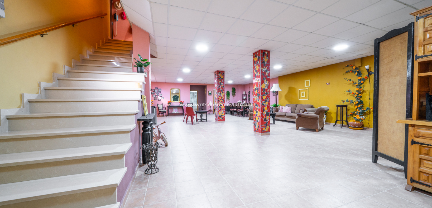Resale - Detached - Urb. La Marina