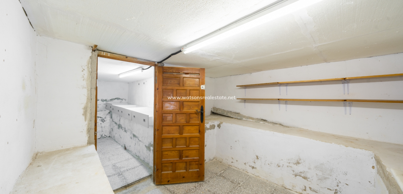 Resale - Detached - Urb. La Marina