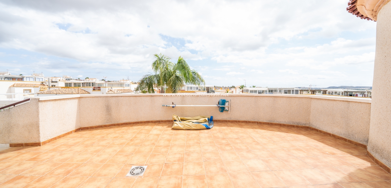 Resale - Detached - Urb. La Marina