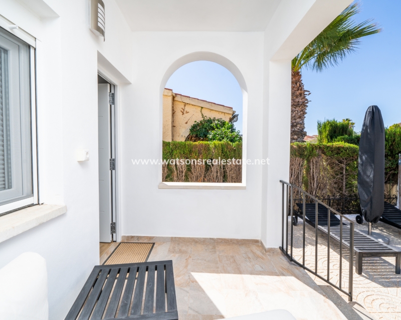 Resale - Detached - Urb. La Marina