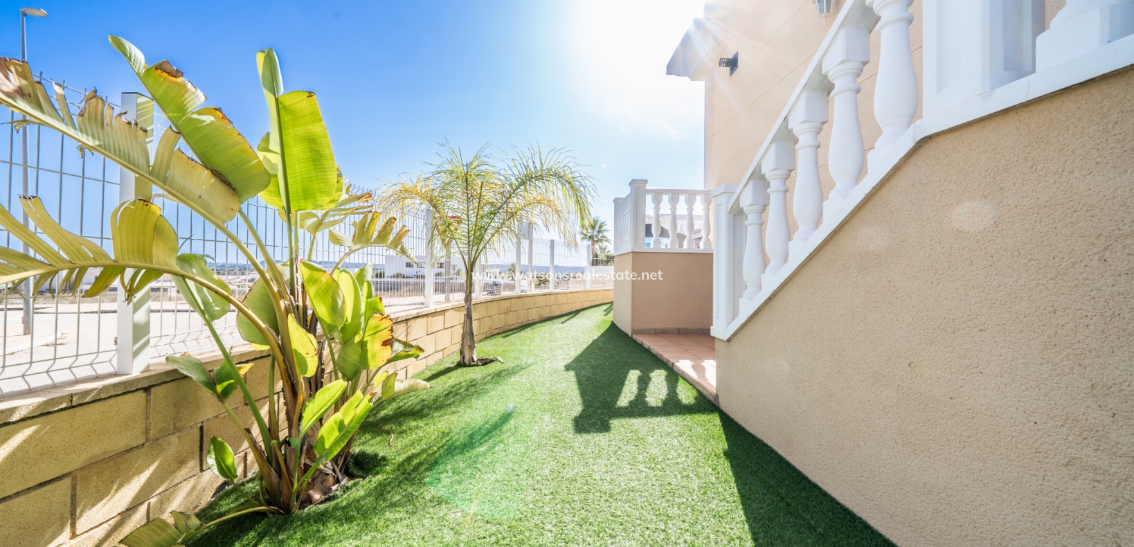 Resale - Detached - Urb. La Marina