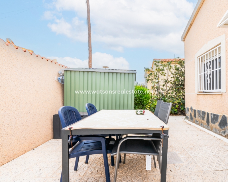 Resale - Detached - Urb. La Marina