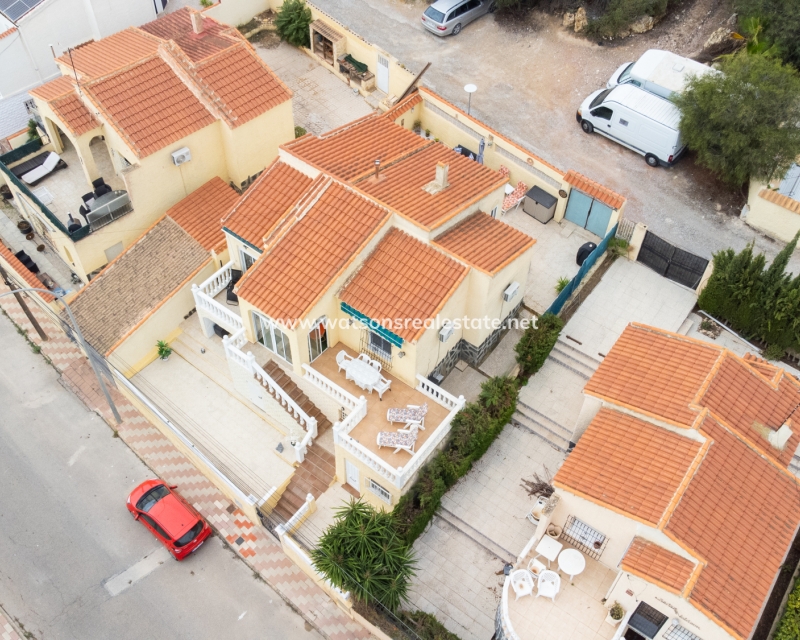 Resale - Detached - Urb. La Marina