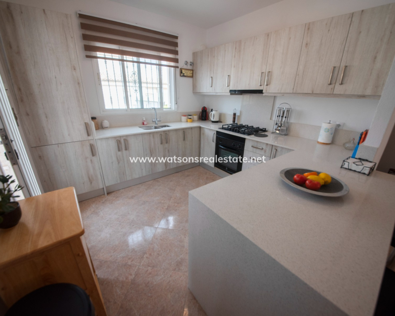 Resale - Detached - Urb. La Marina