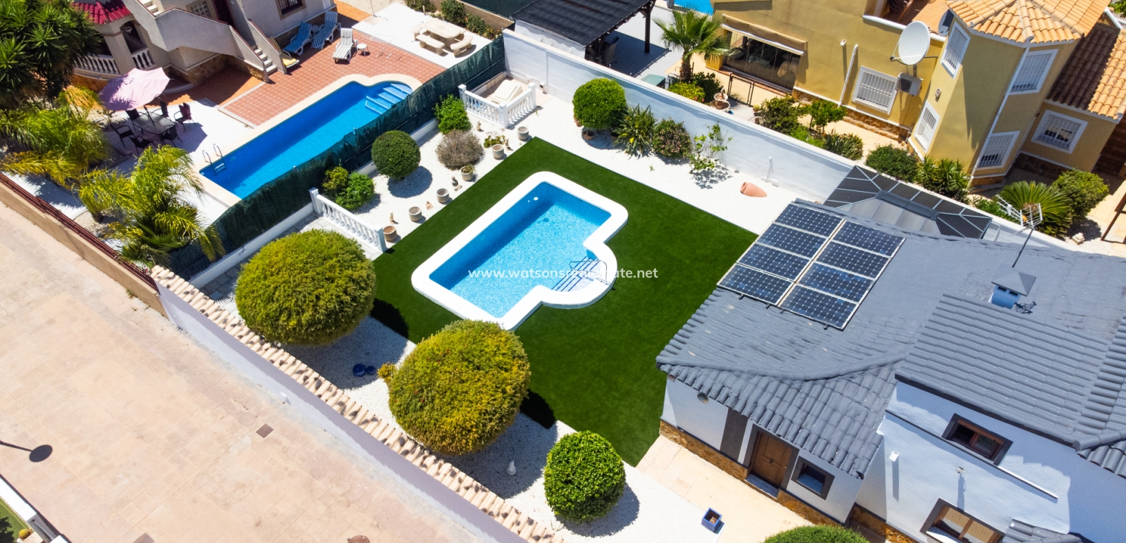 Resale - Detached - Urb. La Marina