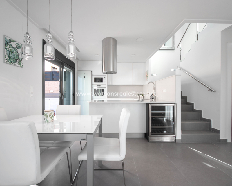 Resale - Freistendhe Villa - Benijofar