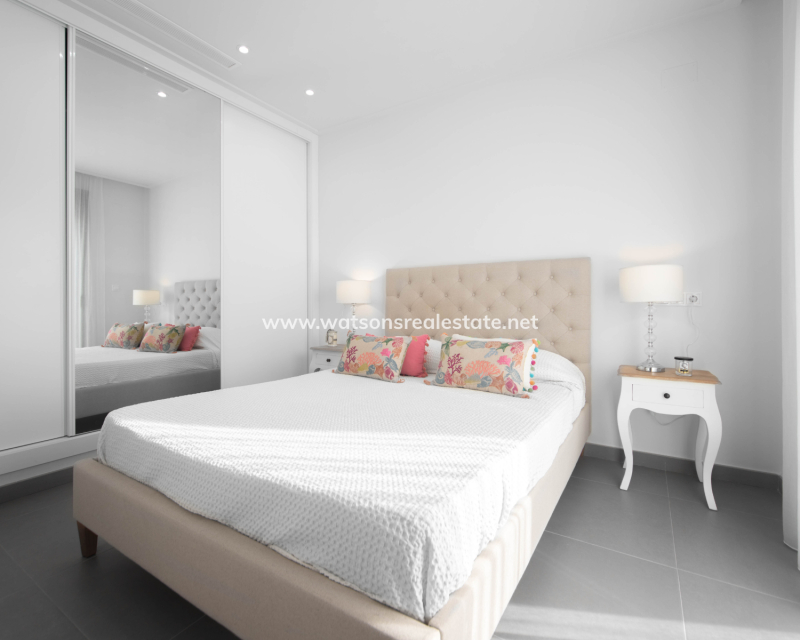 Resale - Freistendhe Villa - Benijofar