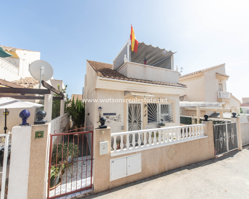 Resale - Freistendhe Villa - Ciudad Quesada