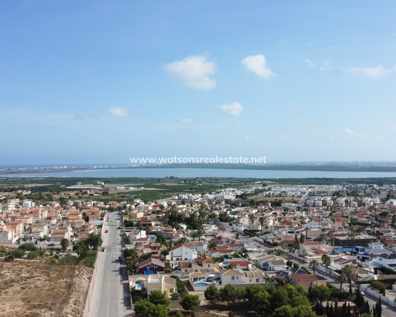 Resale - Freistendhe Villa - Ciudad Quesada