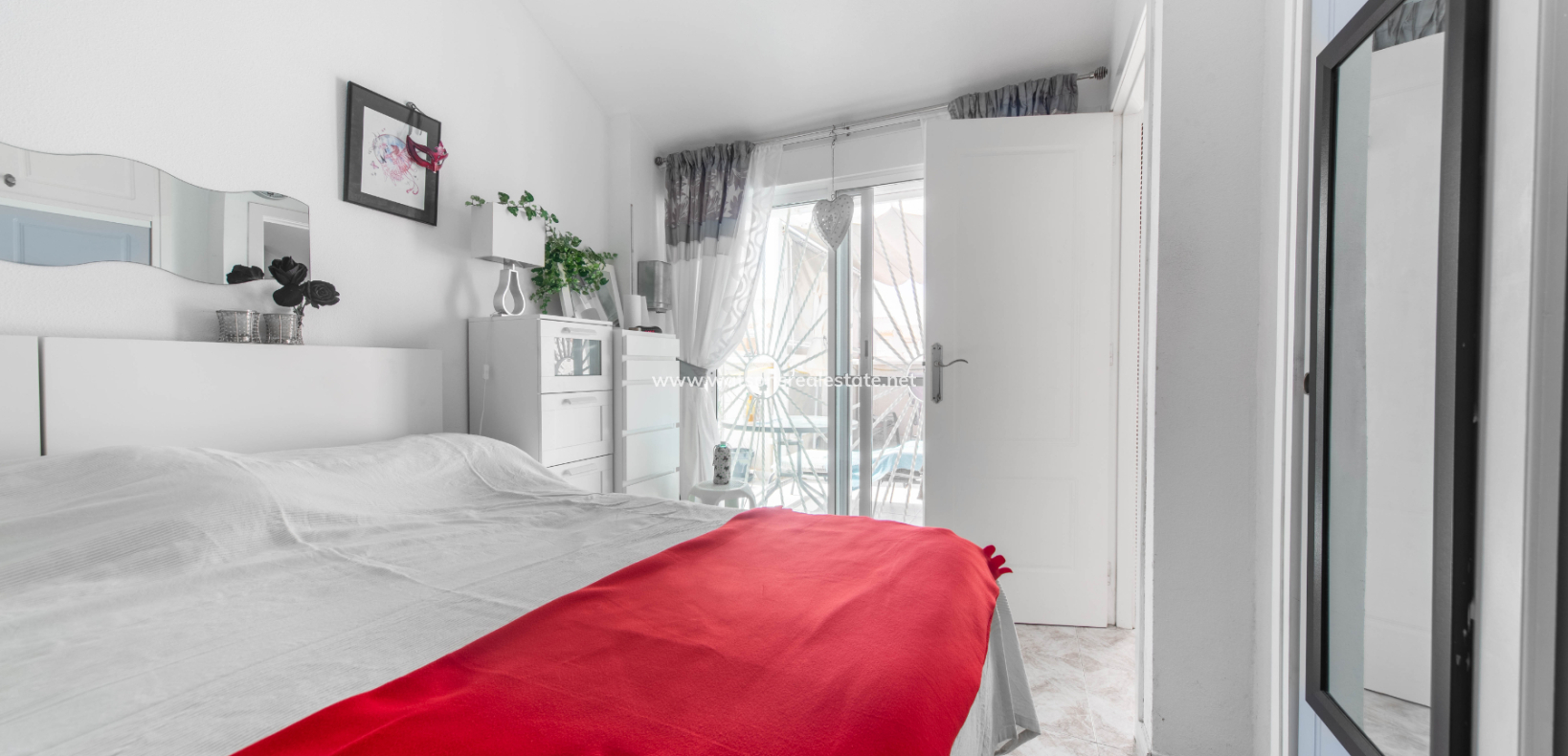 Resale - Freistendhe Villa - Ciudad Quesada