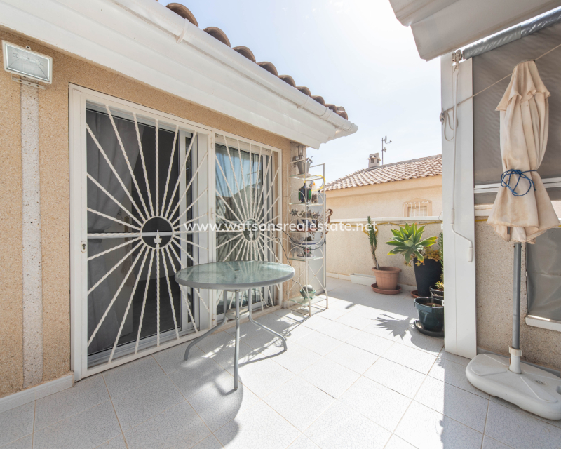 Resale - Freistendhe Villa - Ciudad Quesada