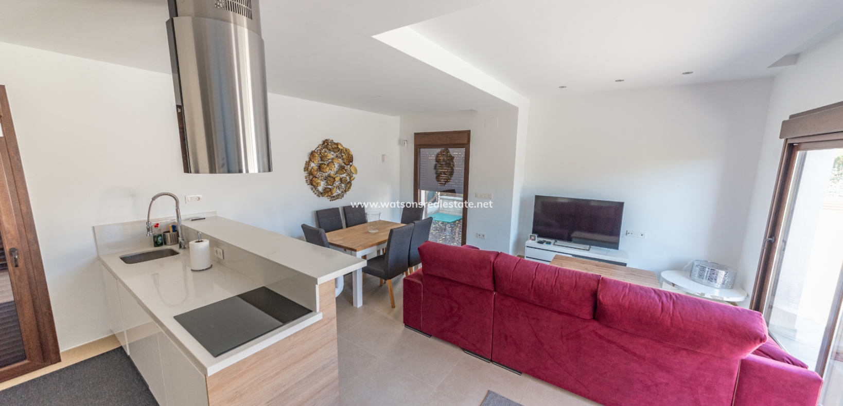 Resale - Freistendhe Villa - Urb. El Oasis - La Marina