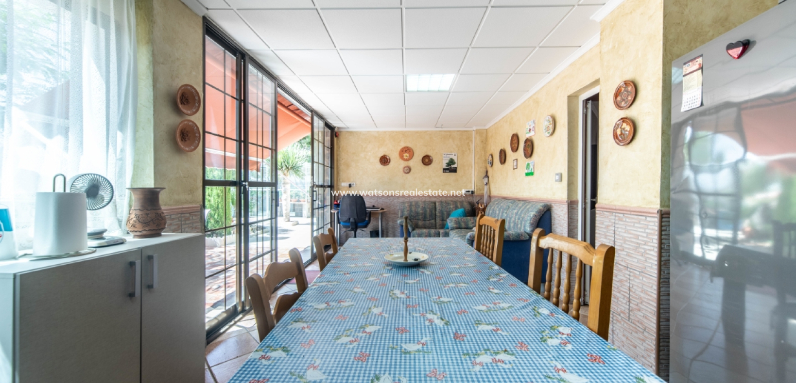 Resale - Freistendhe Villa - Urb. El Oasis - La Marina