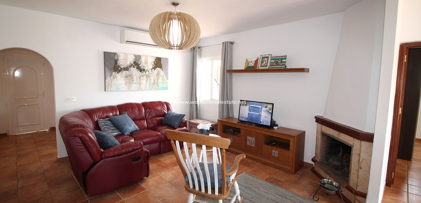 Resale - Freistendhe Villa - Urb. El Oasis - La Marina