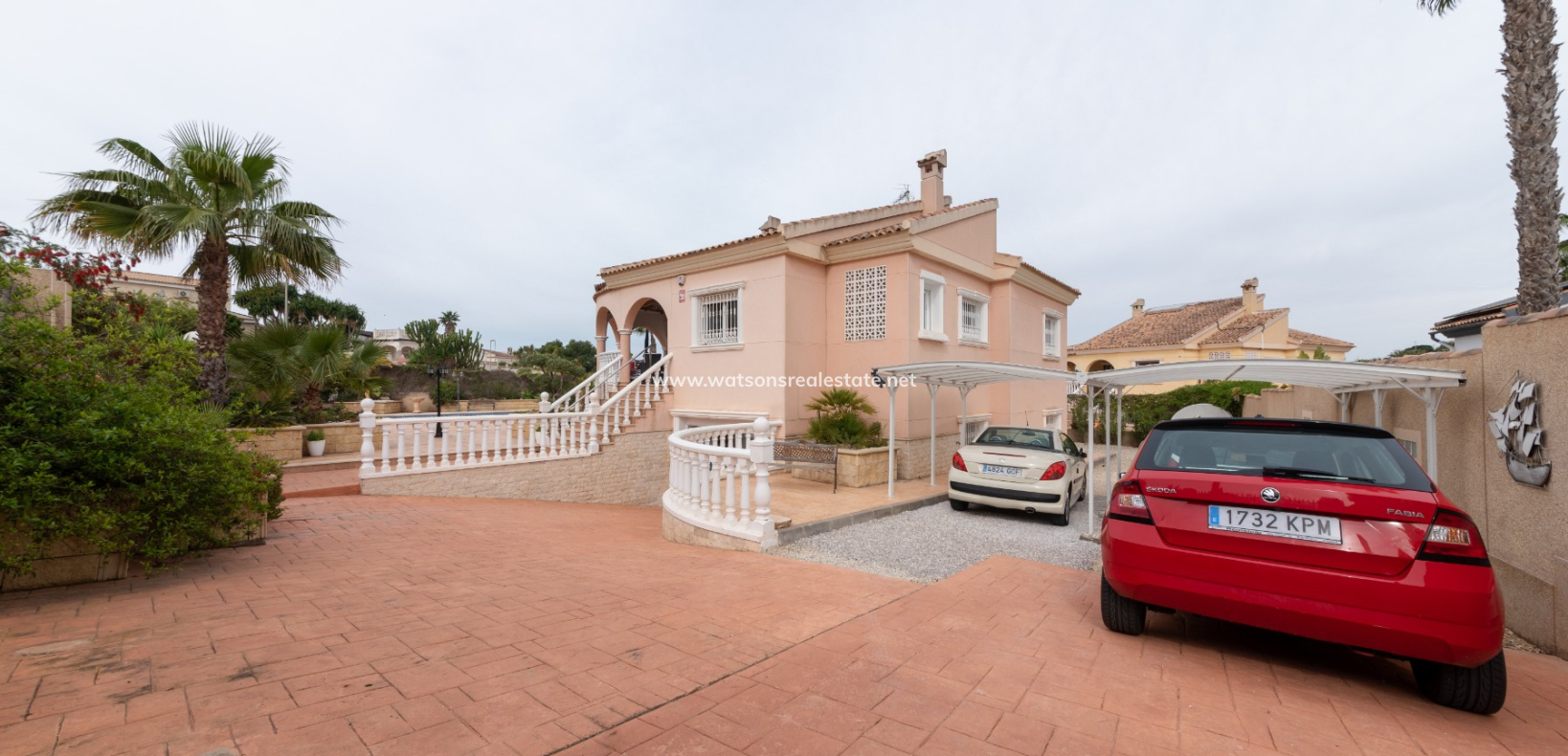Resale - Freistendhe Villa - Urb. La Escuera