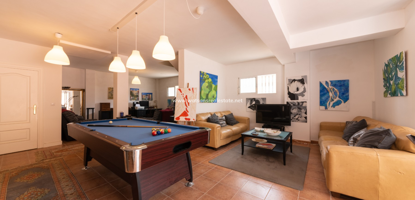 Resale - Freistendhe Villa - Urb. La Escuera