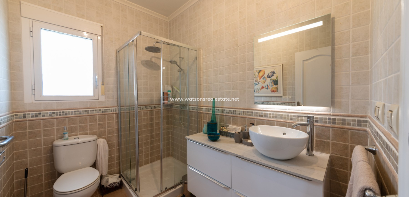 Resale - Freistendhe Villa - Urb. La Escuera