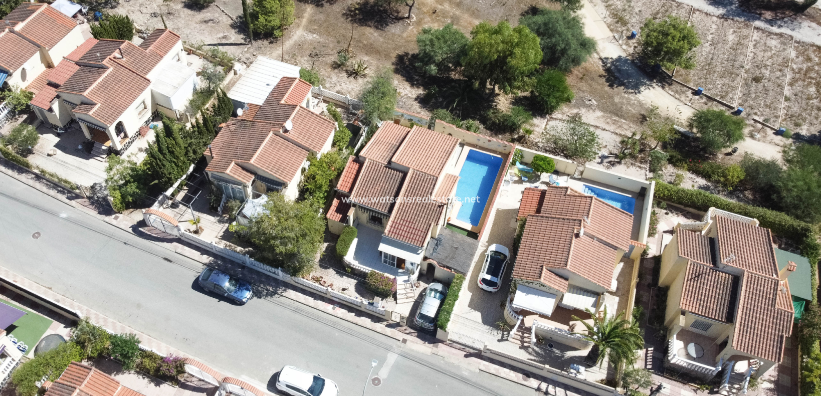 Resale - Freistendhe Villa - Urb. La Marina