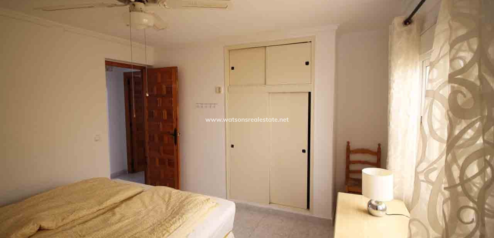Resale - Freistendhe Villa - Urb. La Marina