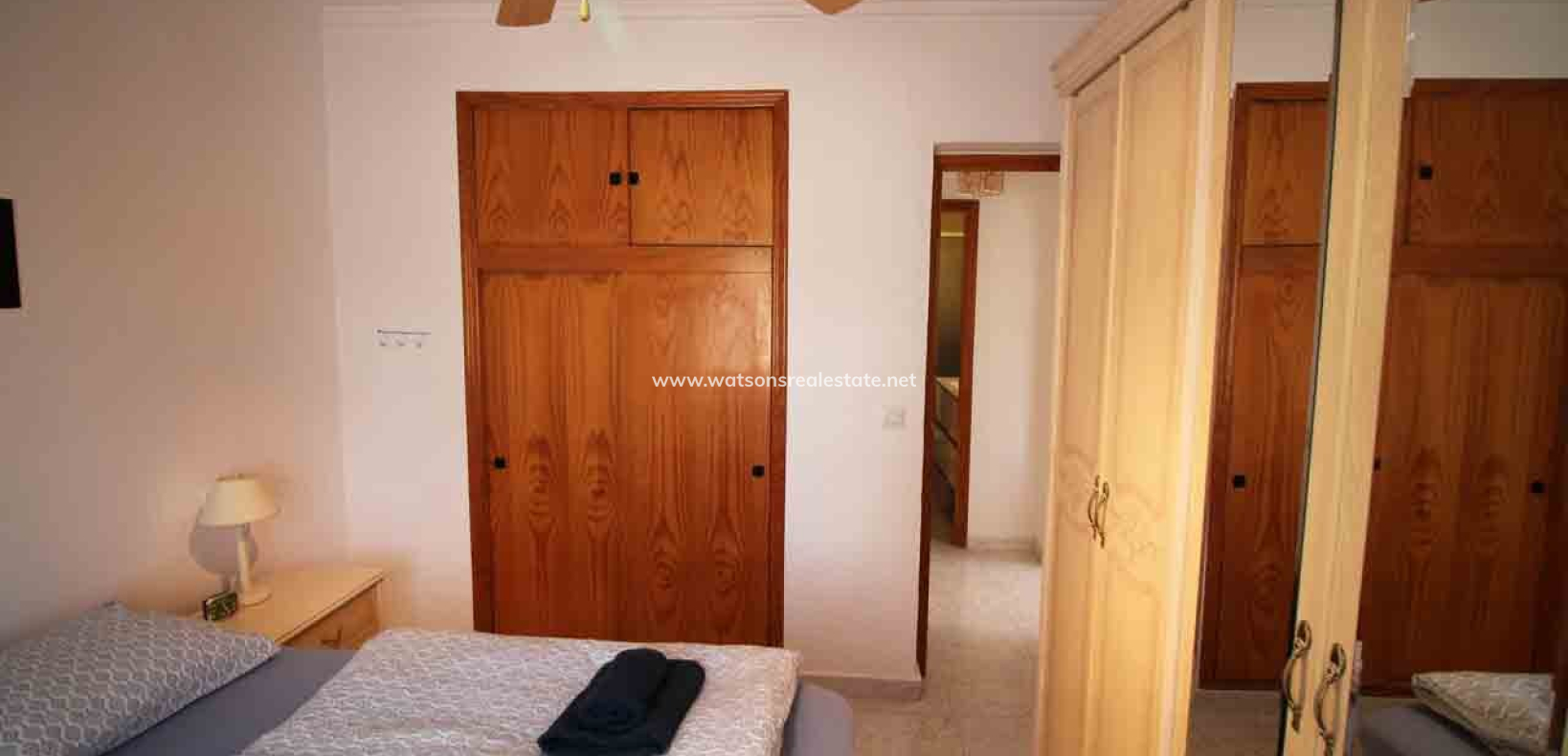 Resale - Freistendhe Villa - Urb. La Marina