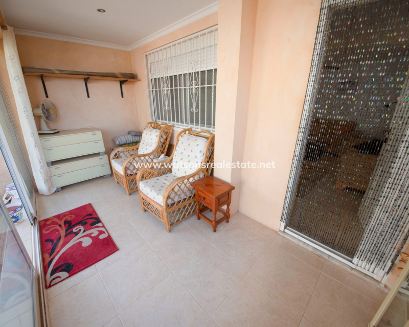 Resale - Freistendhe Villa - Urb. La Marina