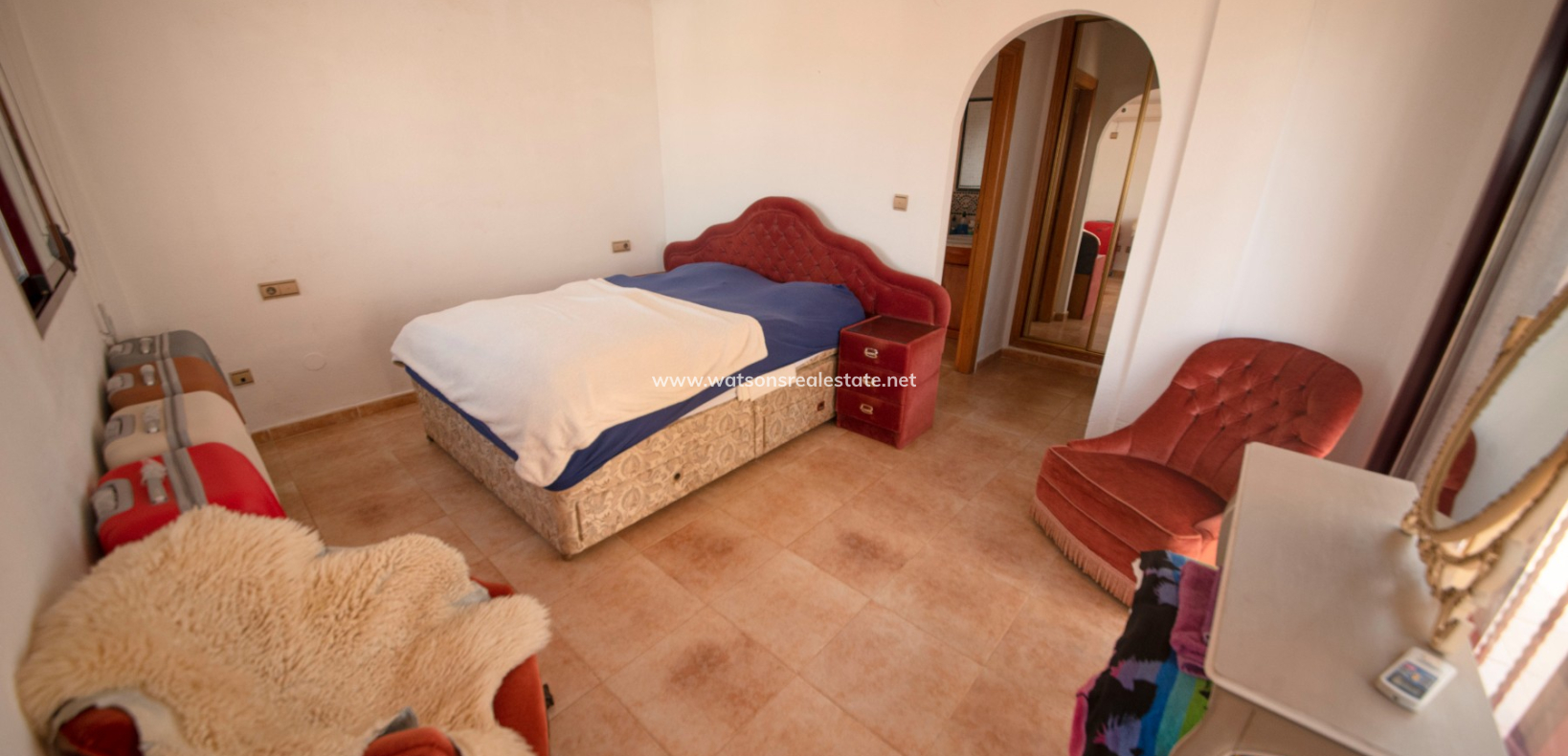 Resale - Freistendhe Villa - Urb. La Marina