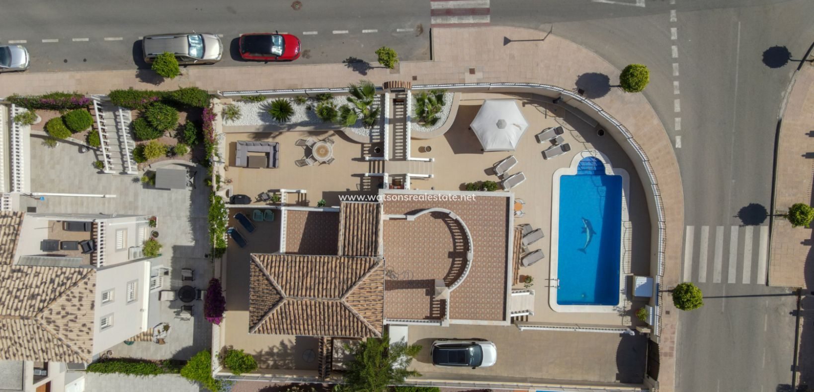 Resale - Freistendhe Villa - Urb. La Marina