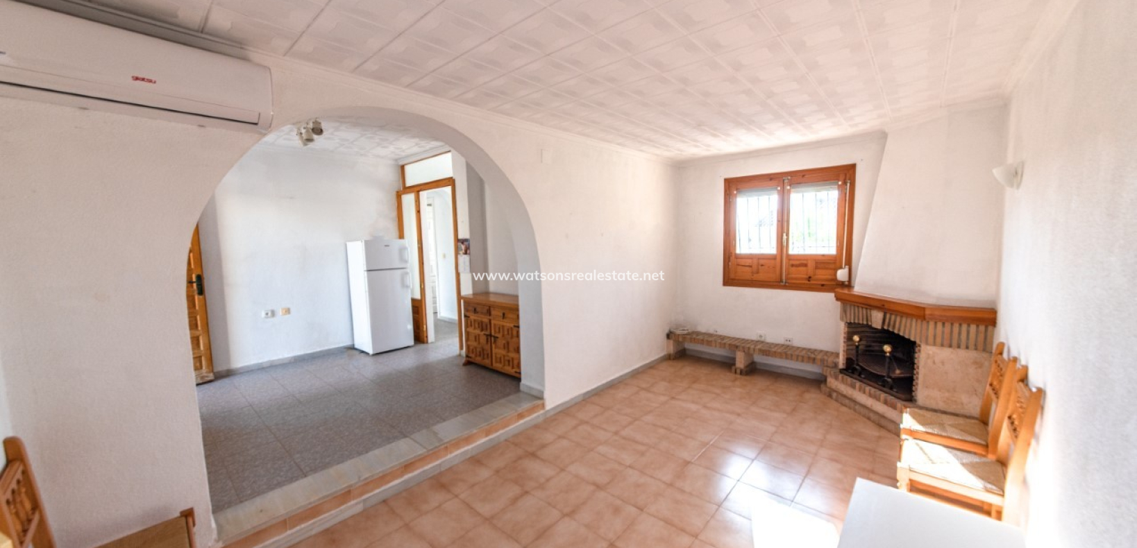 Resale - Freistendhe Villa - Urb. La Marina