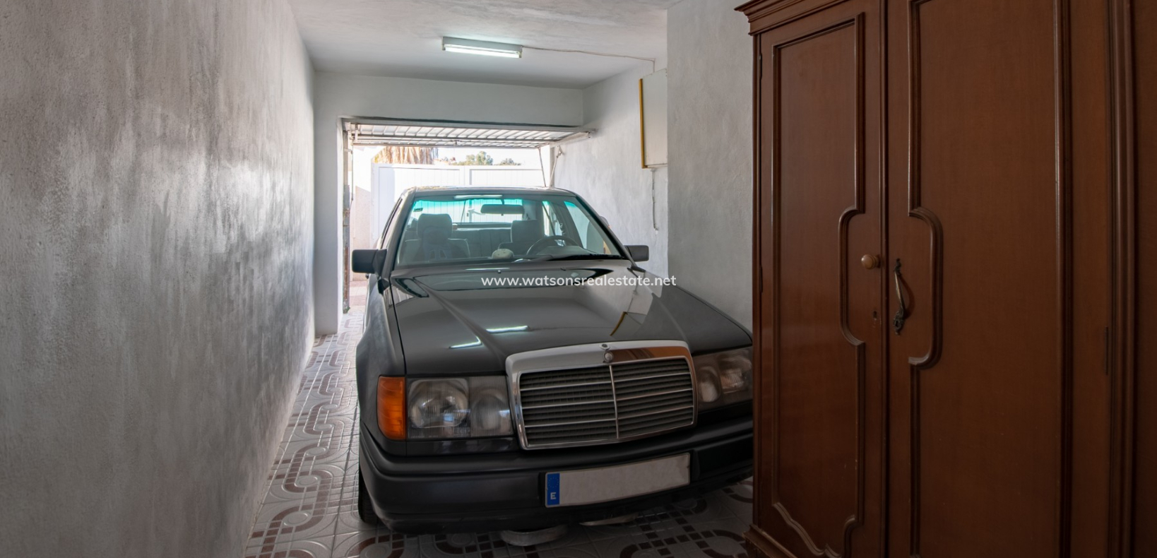 Resale - Freistendhe Villa - Urb. La Marina