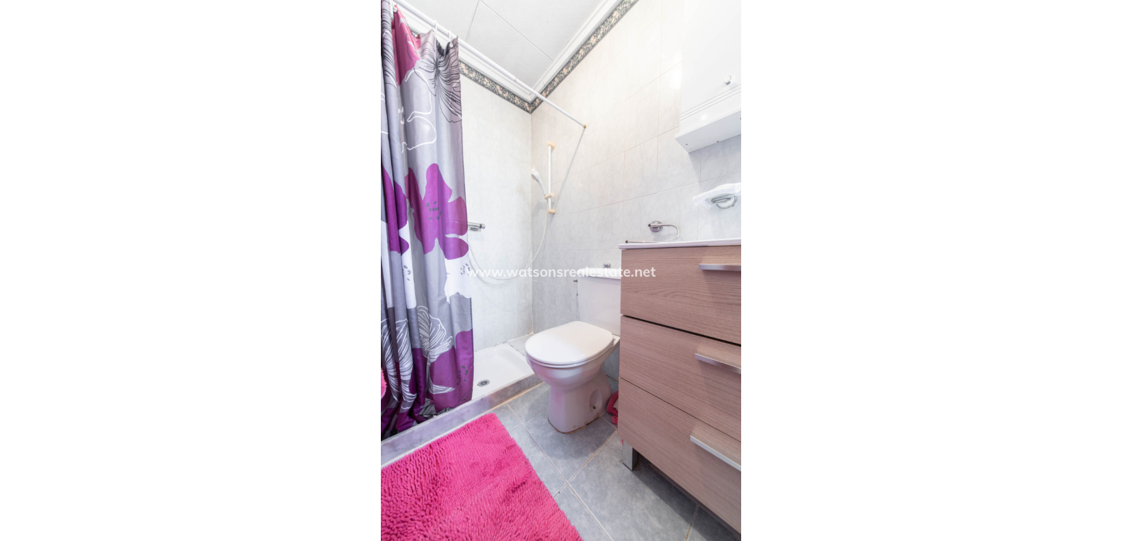 Resale - Freistendhe Villa - Urb. La Marina