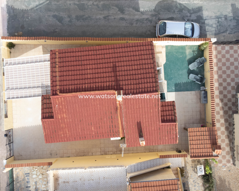 Resale - Freistendhe Villa - Urb. La Marina