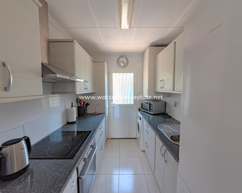 Resale - Freistendhe Villa - Urb. La Marina