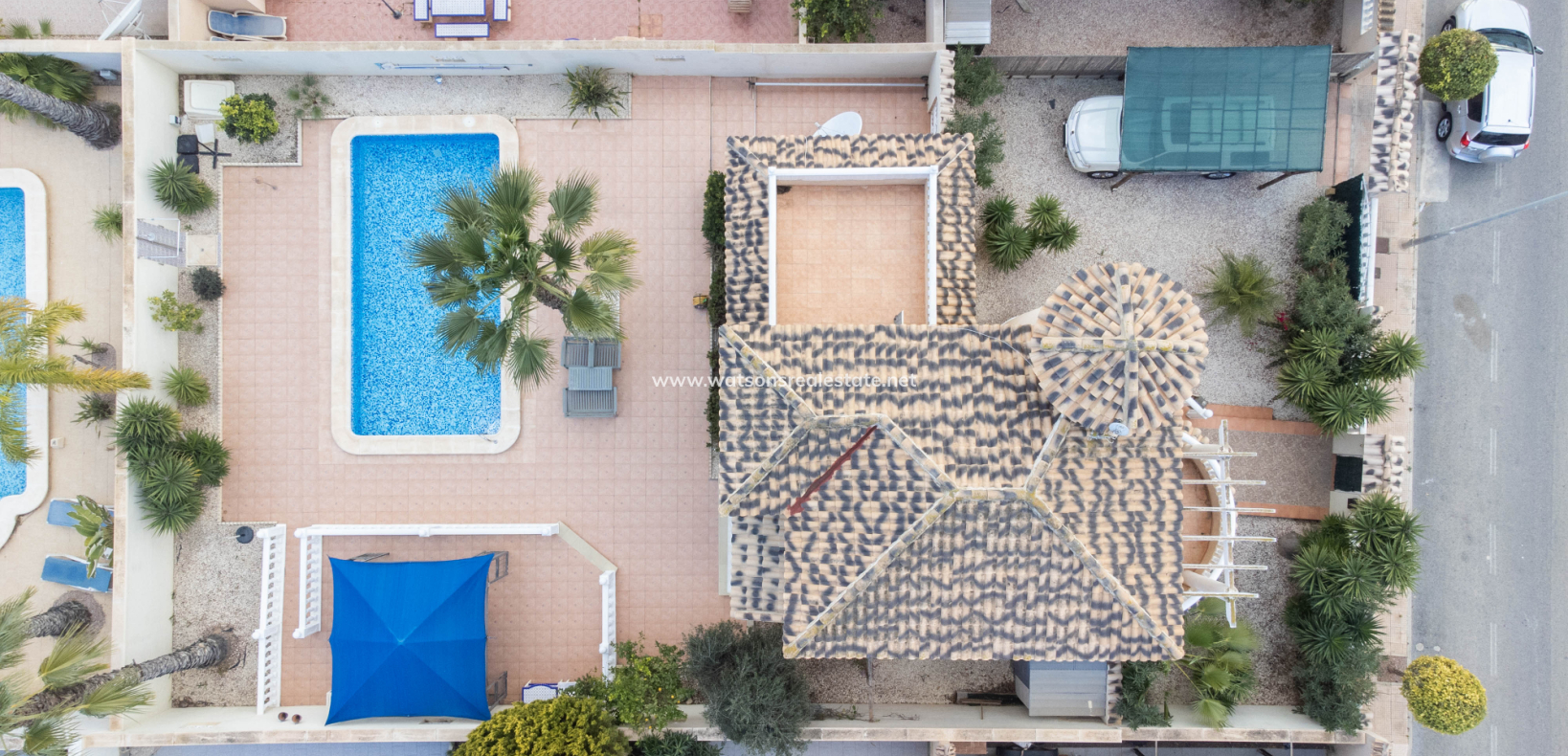 Resale - Freistendhe Villa - Urb. La Marina