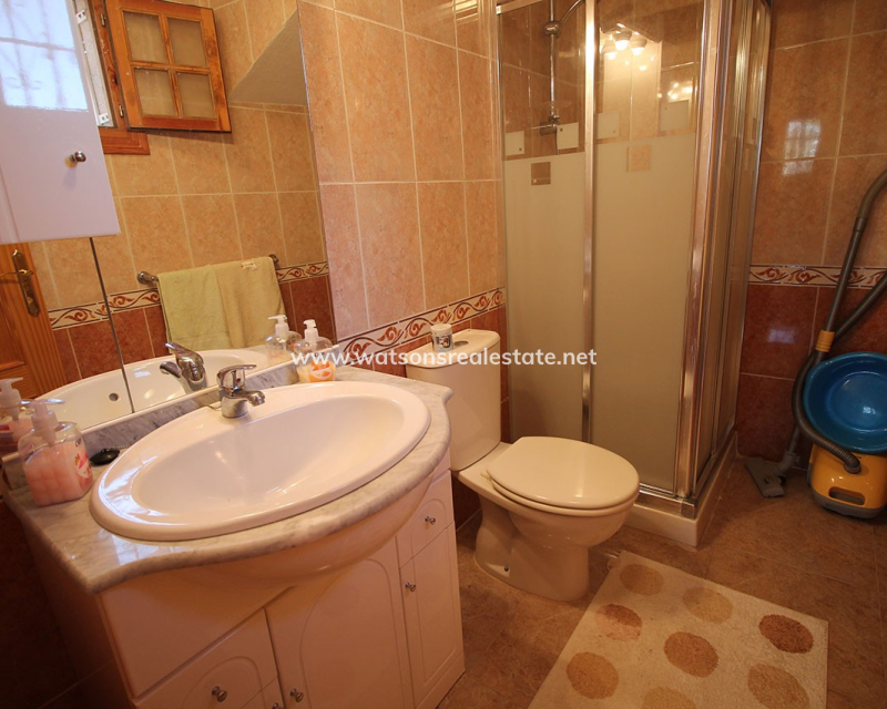 Resale - Freistendhe Villa - Urb. La Marina