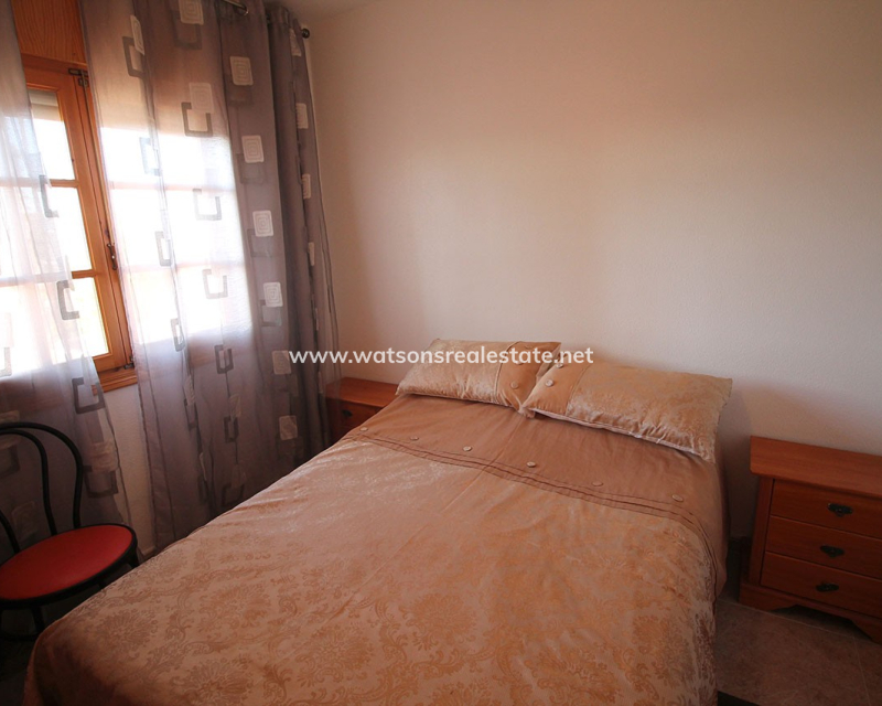Resale - Freistendhe Villa - Urb. La Marina