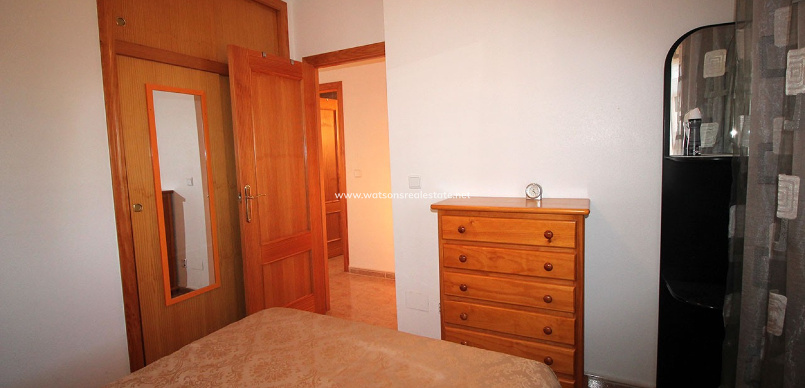 Resale - Freistendhe Villa - Urb. La Marina