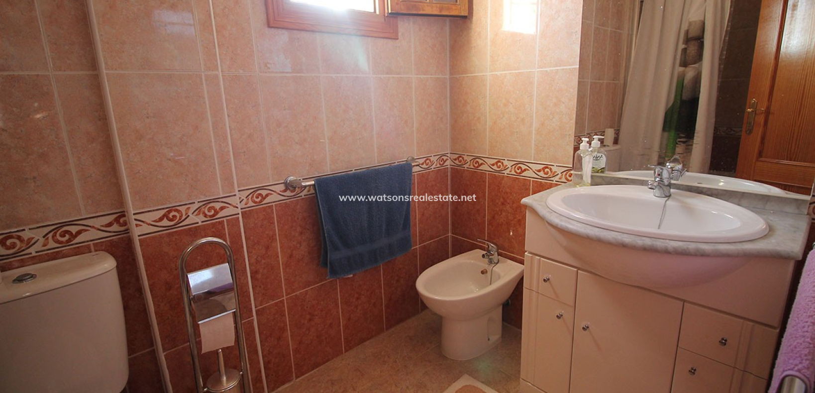 Resale - Freistendhe Villa - Urb. La Marina
