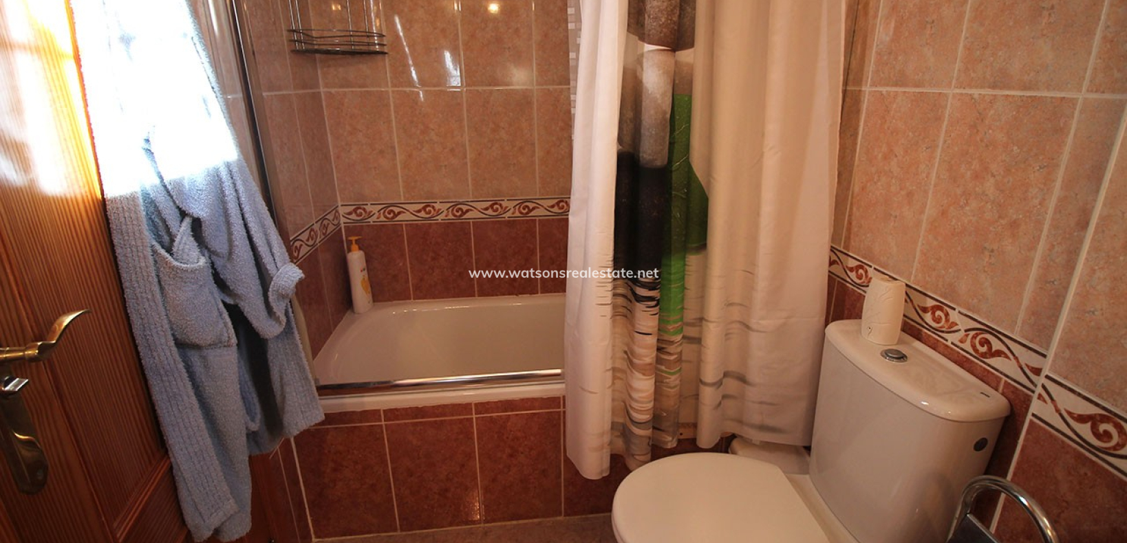 Resale - Freistendhe Villa - Urb. La Marina