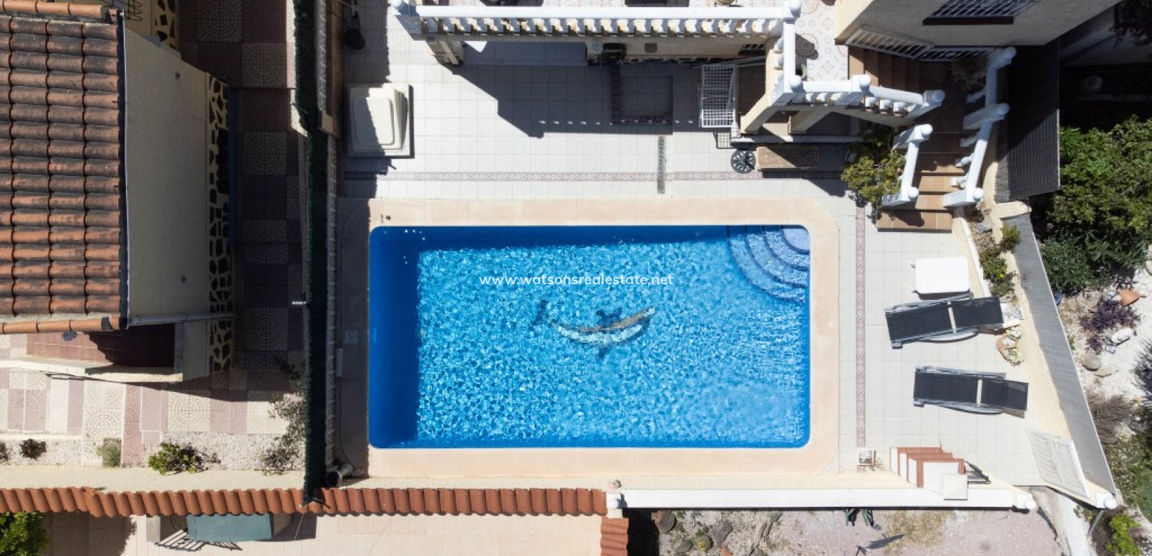 Resale - Freistendhe Villa - Urb. La Marina
