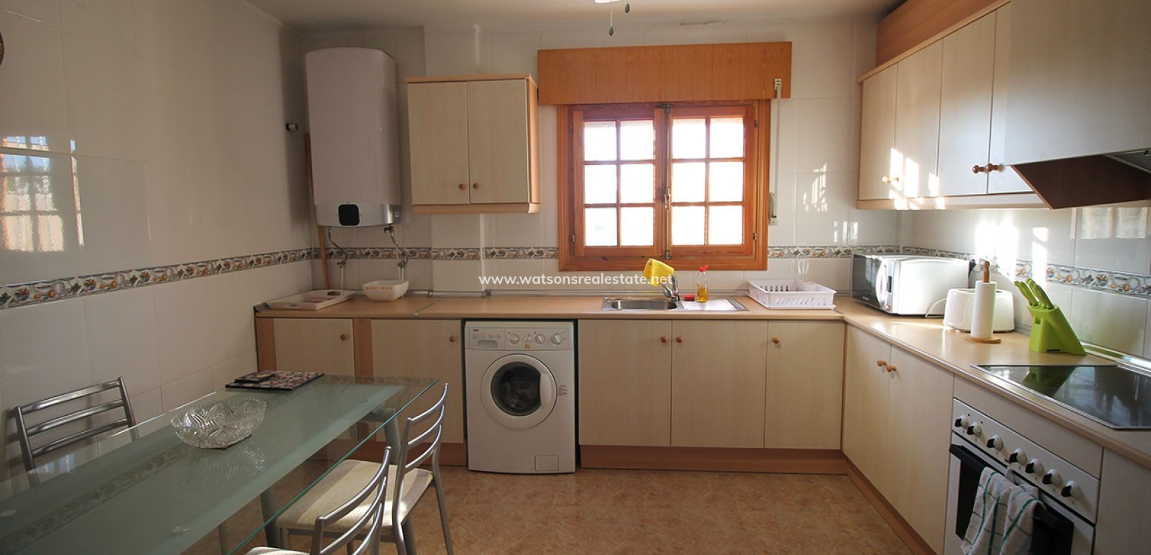 Resale - Freistendhe Villa - Urb. La Marina