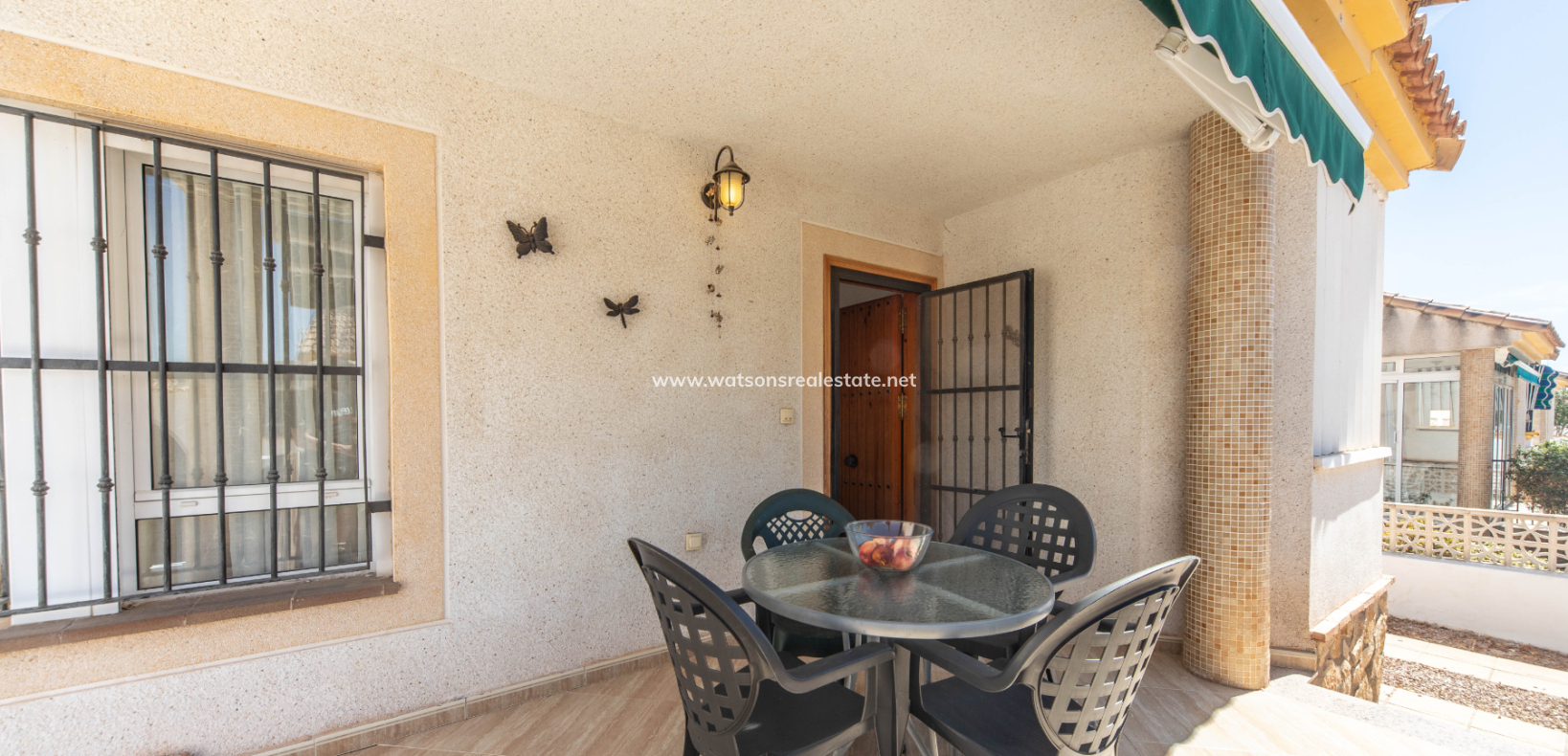 Resale - Freistendhe Villa - Urb. La Marina