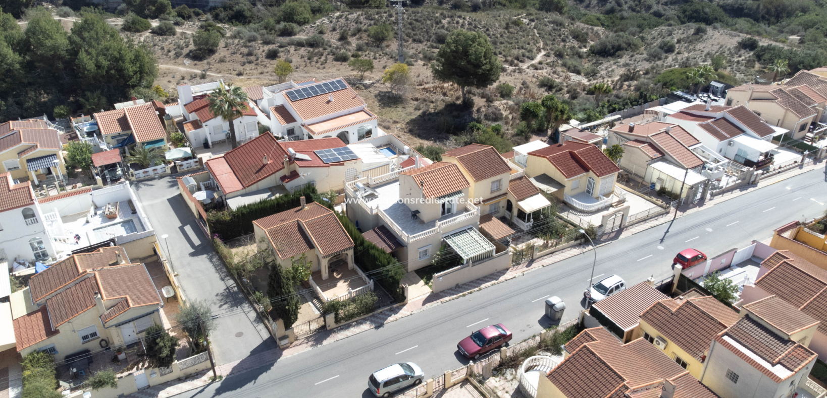Resale - Freistendhe Villa - Urb. La Marina
