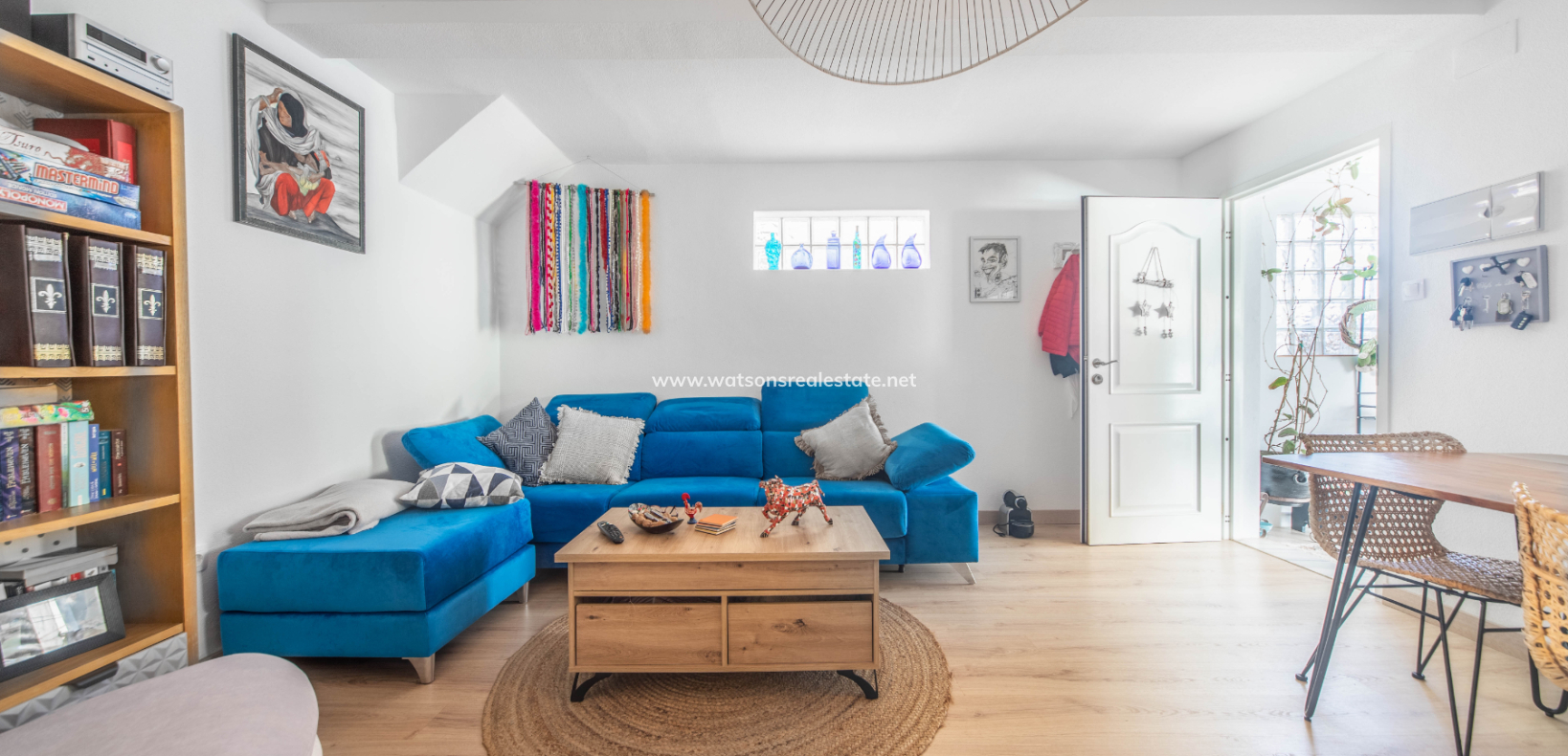 Resale - Freistendhe Villa - Urb. La Marina