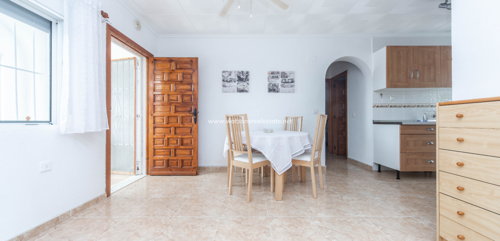 Resale - Freistendhe Villa - Urb. La Marina
