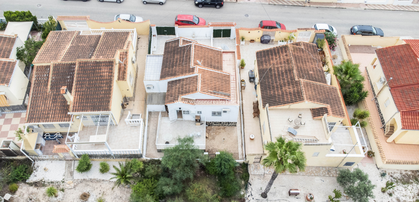 Resale - Freistendhe Villa - Urb. La Marina
