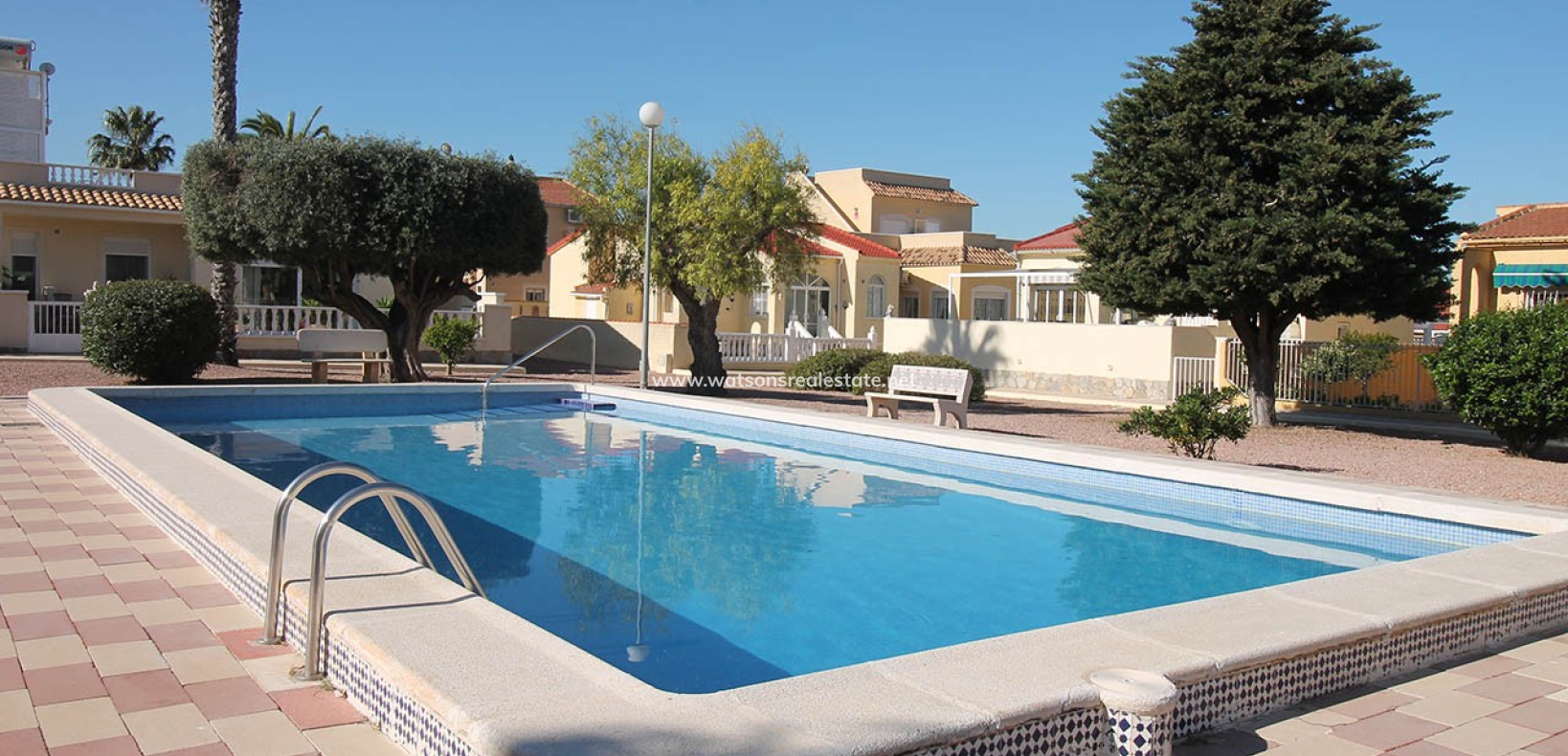 Resale - Freistendhe Villa - Urb. La Marina