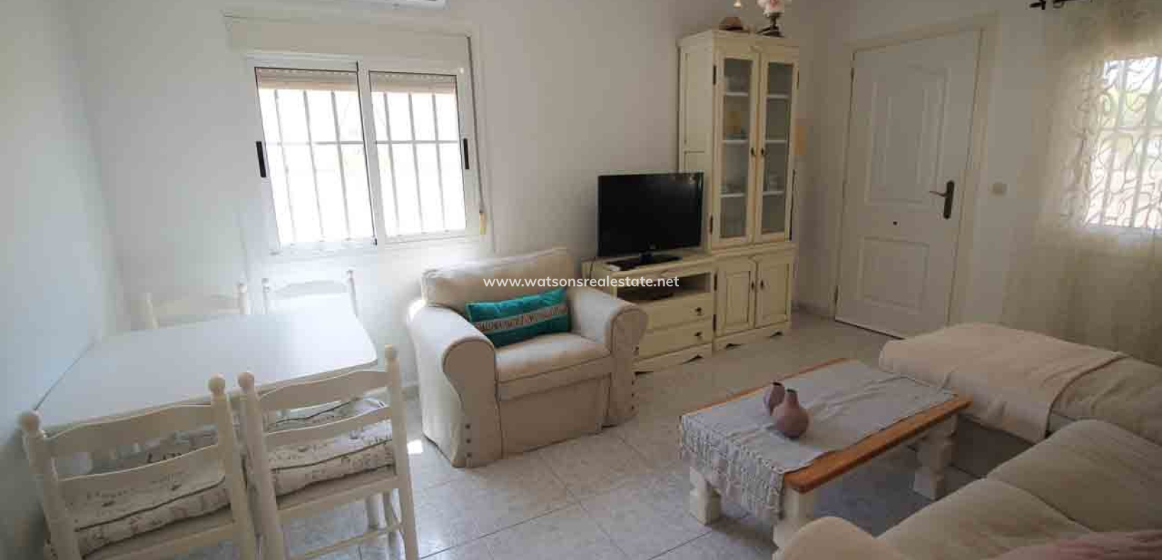 Resale - Freistendhe Villa - Urb. La Marina