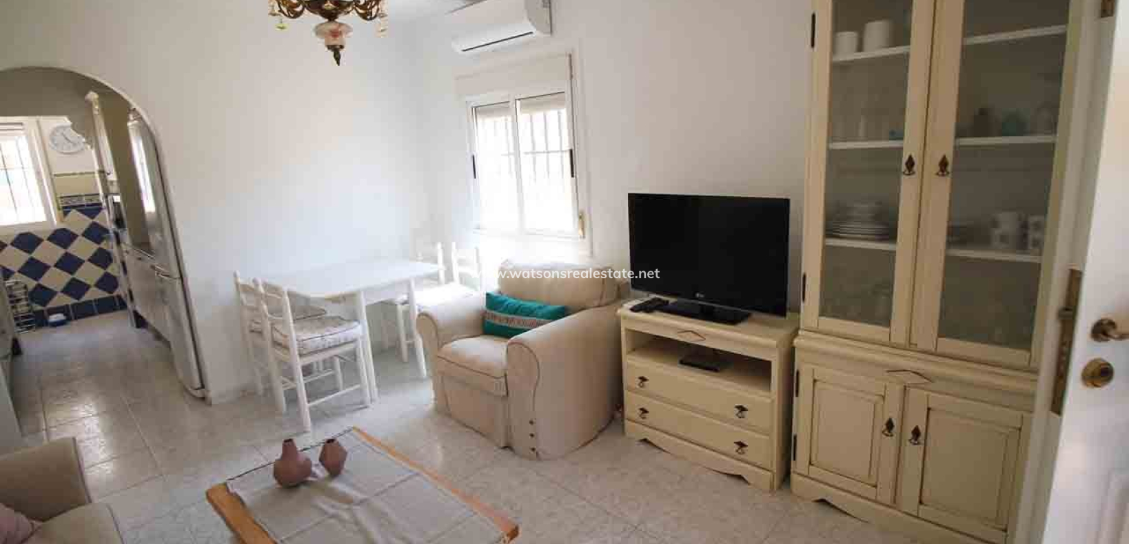 Resale - Freistendhe Villa - Urb. La Marina